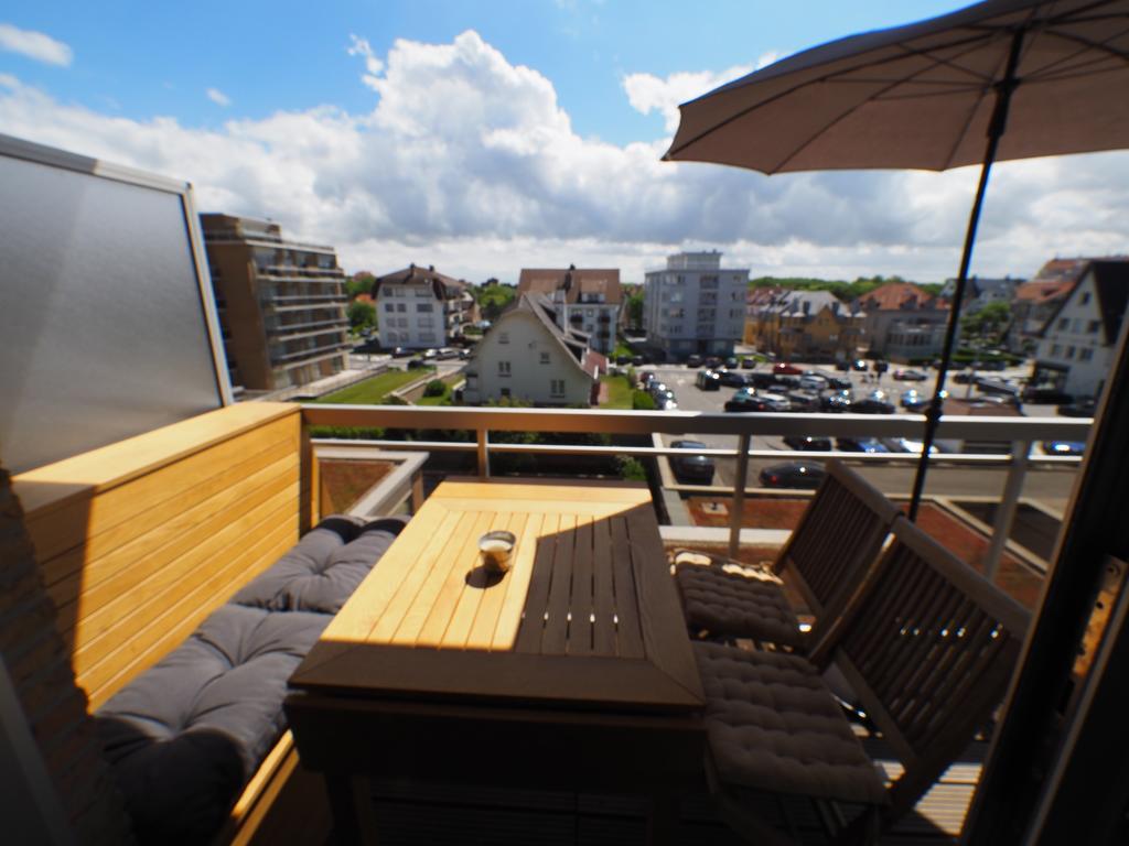 Appartement Sur La Digue - De Haan - Le Coq - Silver Beach D2 Dış mekan fotoğraf